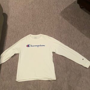 Women’s large white long sleeve Champion tshirt